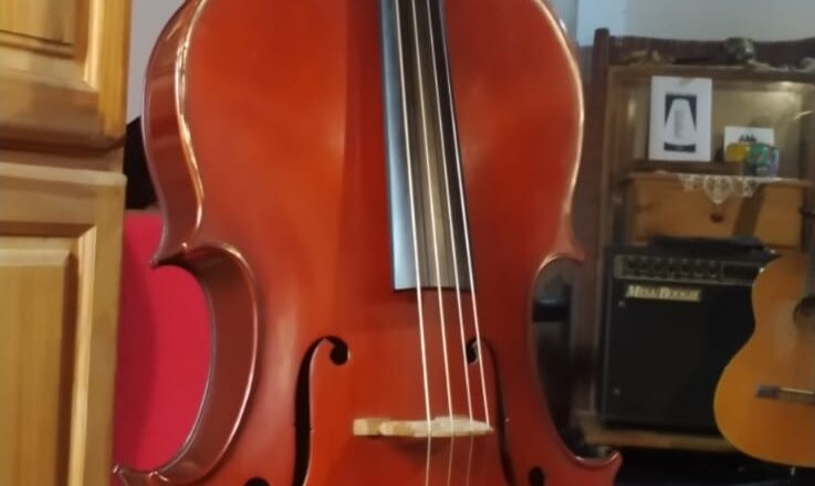 Violonchelo de fábrica en venta (Buenos Aires, Argentina)