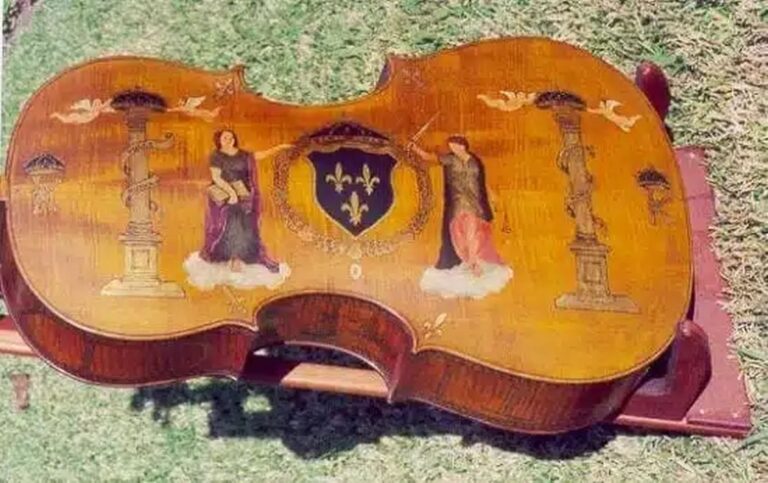 Cello Amati